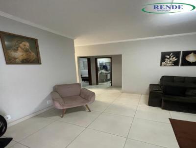 Casa para Locao, em Pirassununga, bairro Vila Santa Terezinha, 3 dormitrios, 2 banheiros, 2 vagas