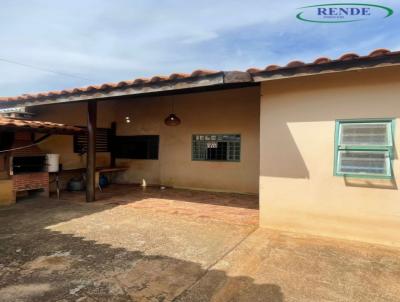 Casa para Venda, em Pirassununga, bairro Vila Braz II, 3 dormitrios, 1 banheiro, 1 vaga