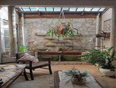 Casa para Venda, em Pirassununga, bairro Jardim das Laranjeiras, 3 dormit�rios, 2 banheiros, 1 su�te, 1 vaga