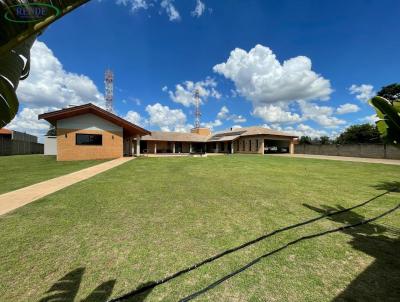 Ch�cara para Venda, em Pirassununga, bairro Vertentes do Mamonal, 3 dormit�rios, 5 banheiros, 3 su�tes, 3 vagas