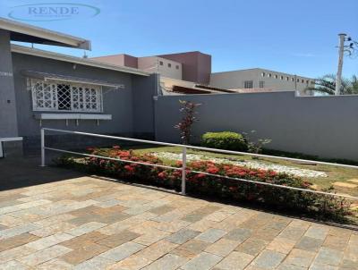 Casa para Venda, em Pirassununga, bairro Cidade Jardim, 3 dormit�rios, 2 banheiros, 1 su�te, 4 vagas