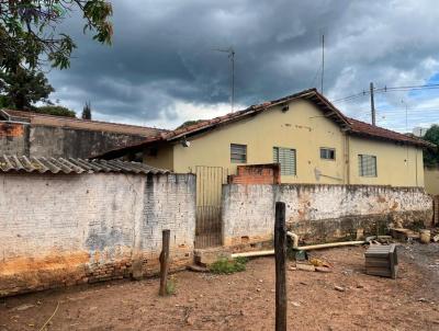 �rea para Venda, em Pirassununga, bairro Centro, 3 dormit�rios, 2 banheiros