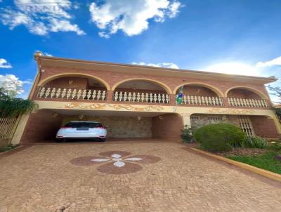 Casa para Venda, em Pirassununga, bairro Cidade Jardim, 4 dormit�rios, 5 banheiros, 2 su�tes, 2 vagas