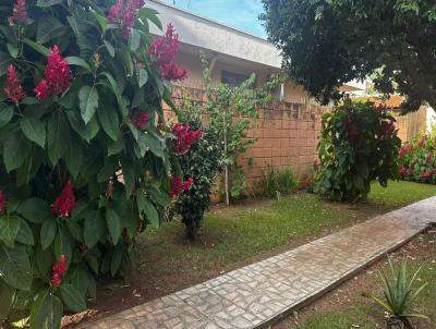 Casa para Venda, em Pirassununga, bairro Cidade Jardim, 3 dormit�rios, 1 banheiro, 1 su�te, 1 vaga