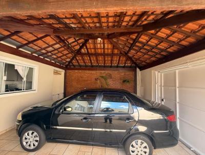 Casa para Venda, em Pirassununga, bairro Jardim Velloso, 3 dormit�rios, 1 banheiro, 1 su�te, 2 vagas