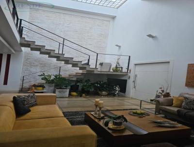 Casa para Venda, em Pirassununga, bairro Centro, 2 dormit�rios, 1 banheiro, 1 su�te