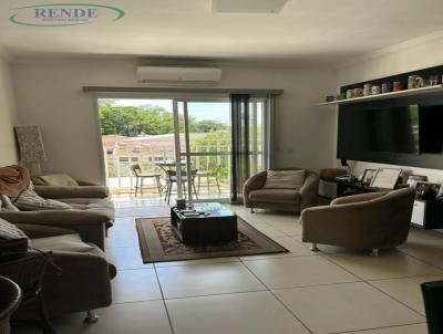 Casa para Venda, em Pirassununga, bairro Centro, 3 dormit�rios, 2 banheiros, 1 su�te, 2 vagas