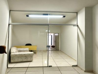 Sala Comercial para Venda, em Pirassununga, bairro Centro