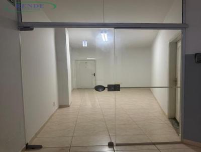 Sala Comercial para Venda, em Pirassununga, bairro Centro, 2 banheiros